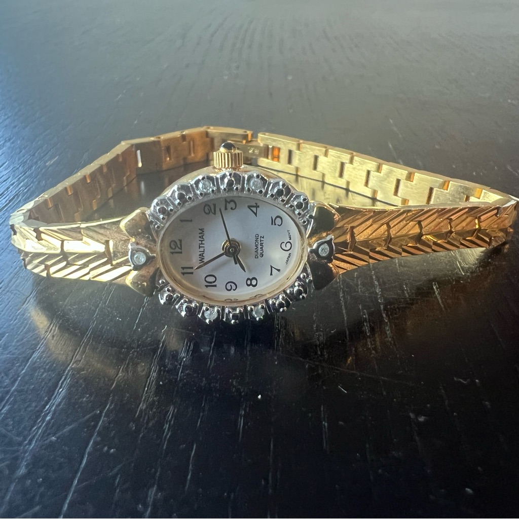 Vintage Waltham Japan Movement Diamond Quartz Ladies Gold And Diamond Watch Euc